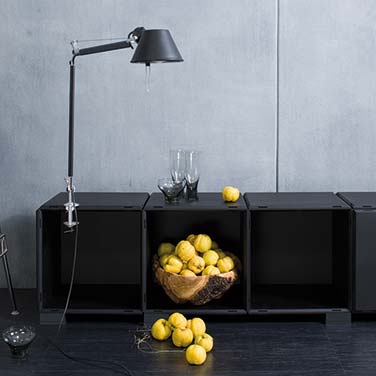 qubing sideboard in black with base and doors